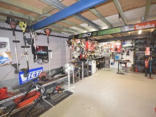 Established Garden Machinery Business - Blue Mountains