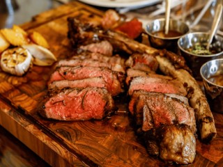 Steak & Ribs restaurant – North Qld #5738FO1