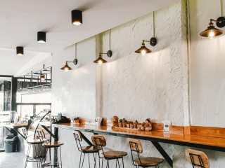 Highly Popular Landmark Café for Sale – Inner Brisbane Suburb  #5606FO