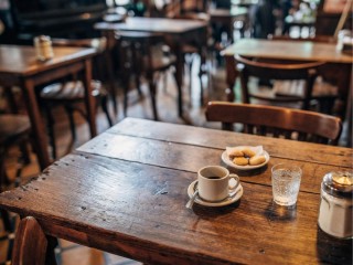 Character Rich Licensed Café – Scenic Rim  #5597FO