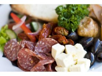 Licenced Restaurant and Bar – Ref: 2509