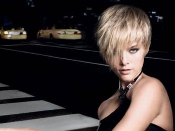 Hairdressing  Salon - Reduced to Sell!            Ref: 2418