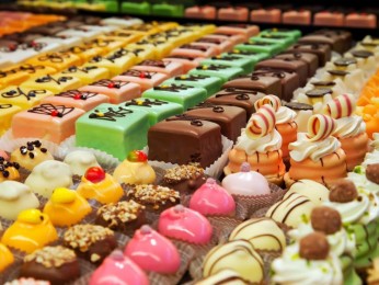 Manufacturer and Retailer of European Pastries and Artisan Bakery Products