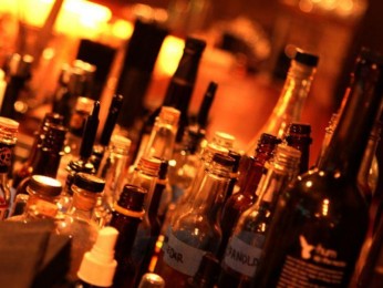 Your Own Private Community Bar – Ref: 2625